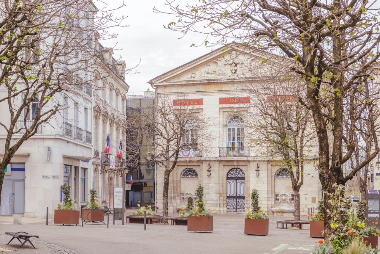 Renaissance Apartment Bourg-en-Bresse Exterior foto